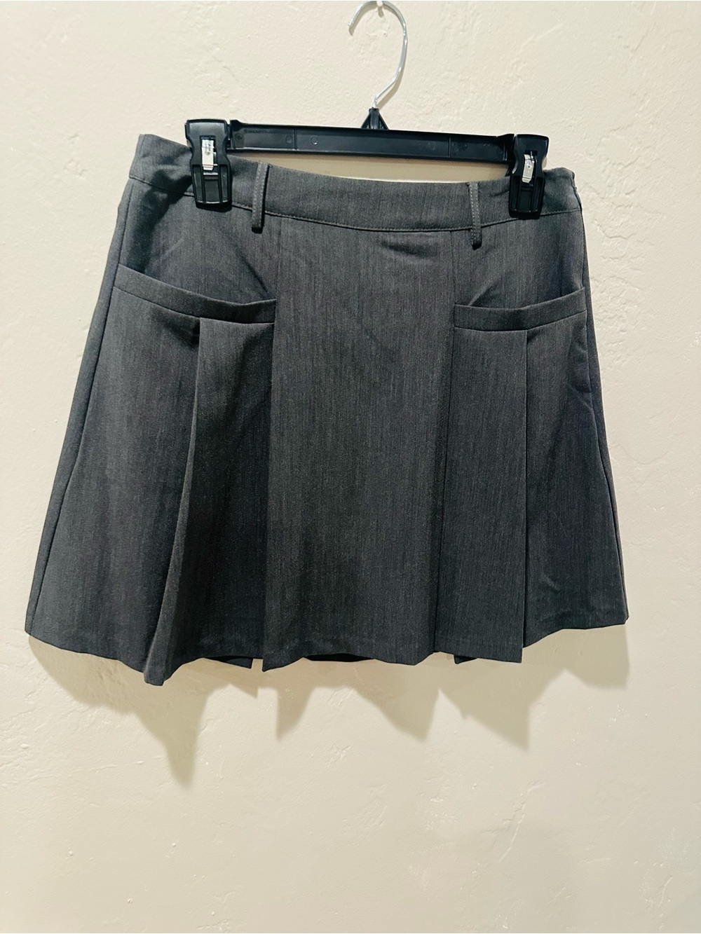 Sugarlips Pleated Mini Skirt Heather Gray Size M NWT - Picture 4 of 8